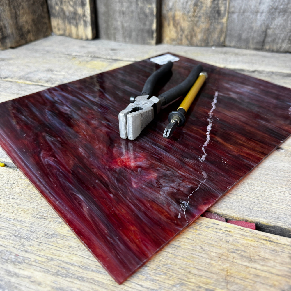 Стекло красное Juying Stained Glass W01-53C с инструментами