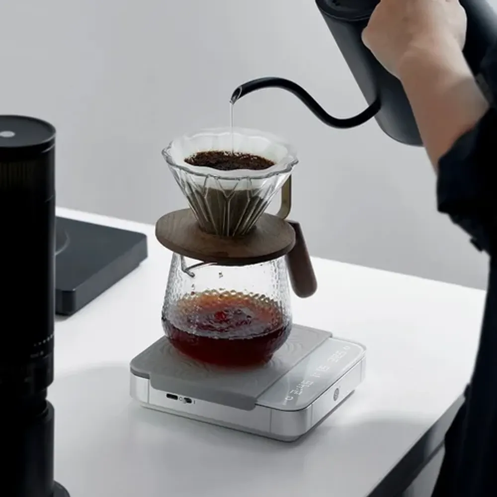 Весы кофейные портативные SMART SCALE 3.0 (POUR-OVER) белые 0,3-2000гр батарея 1800mAH ZeroHero