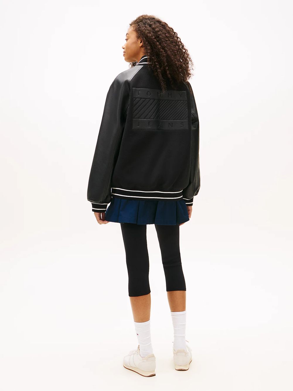 Куртка женская TOMMY JEANS TJW RLX FLAG VARSITY