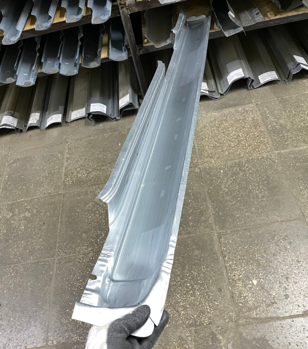 Порог правый Nissan Primera P11 1995-2002 (Potrykus)