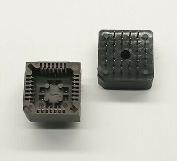 Панелька для микросхемы PLCC28 DIP