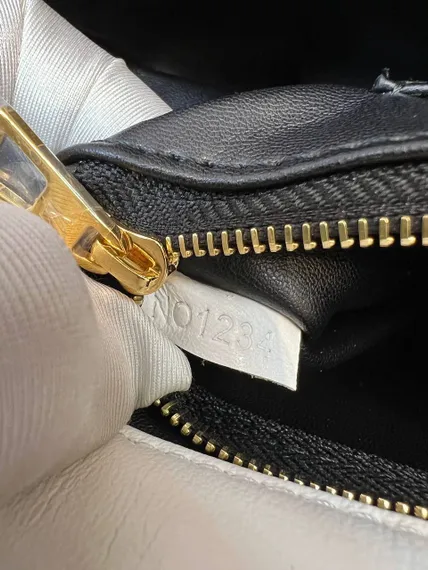 Сумка женская Louis Vuitton GO-14 MM белый