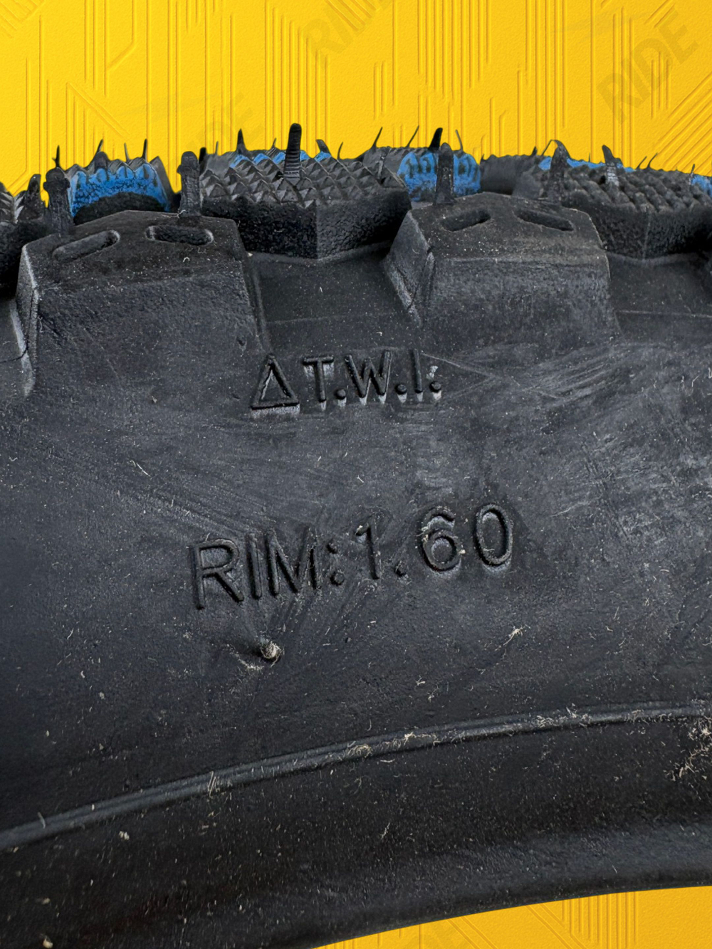 Покрышка 18x2.5 для моноколеса Kugoo Kirin U4 (64-355, 250-14)