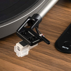 Проигрыватель винила Phaze Audio Diana MK2 (new)