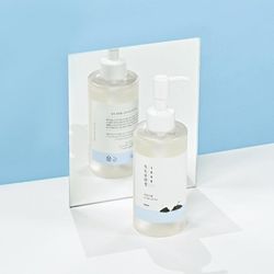 ROUND LAB Гидрофильное масло для снятия макияжа Dokdo Cleansing Oil (200 мл)