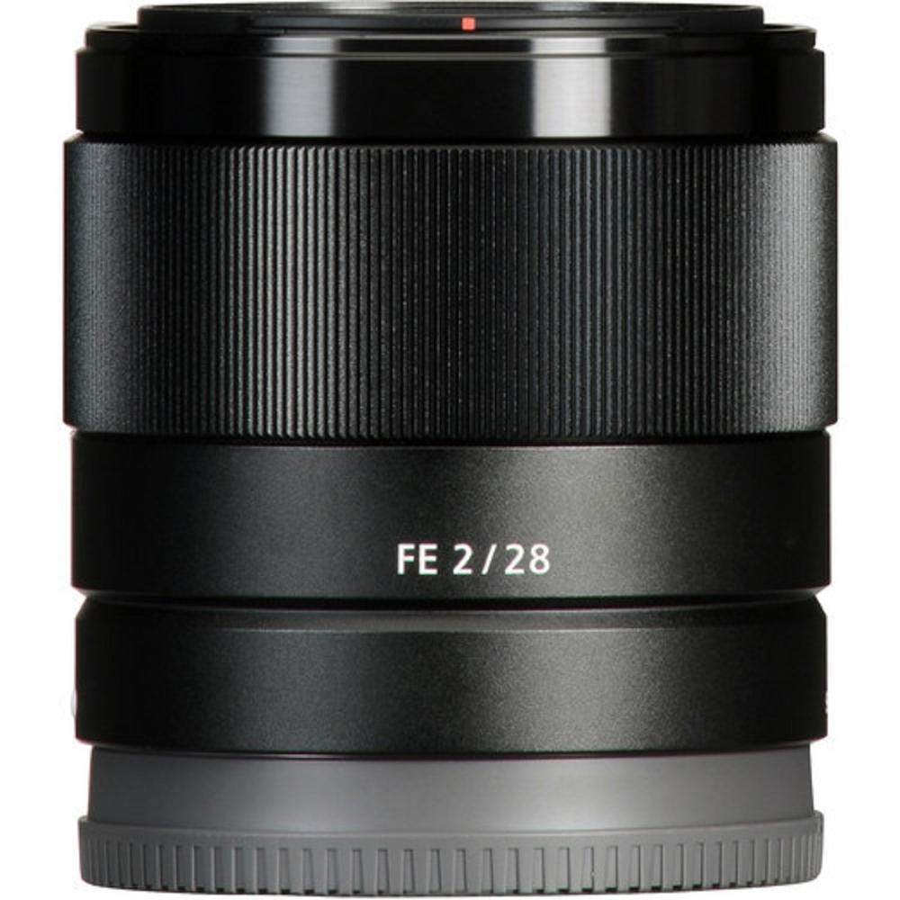Объектив Sony FE 28mm f/2 (SEL28F20), широкоугольный, автоматическая фокусировка
