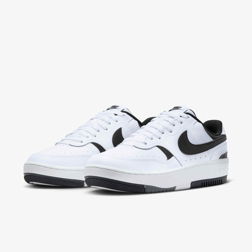 Кроссовки женские NIKE Gamma Force