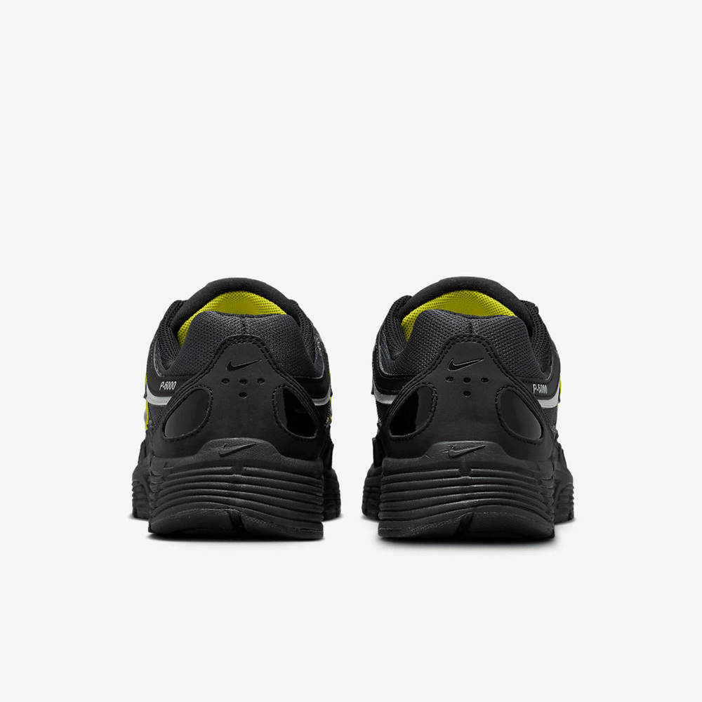 Кроссовки NIKE P-6000