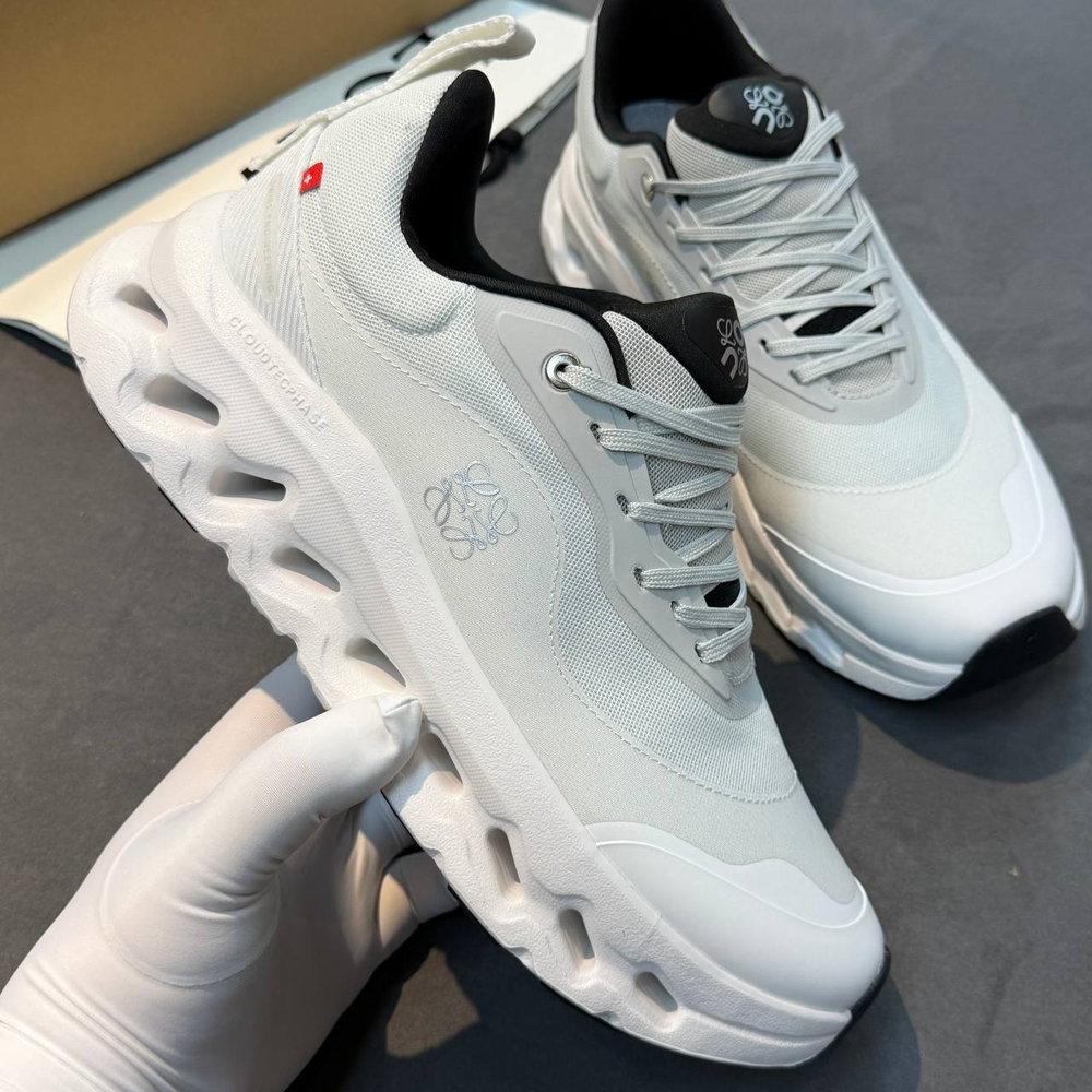 Кроссовки On Running x Loewe Cloudtilt 2.0