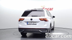 Volkswagen Tiguan Allspace 2.0 TSI — 2023