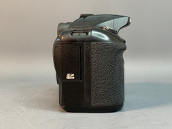 Pentax K10D kit 18-55mm 7.836 кадров