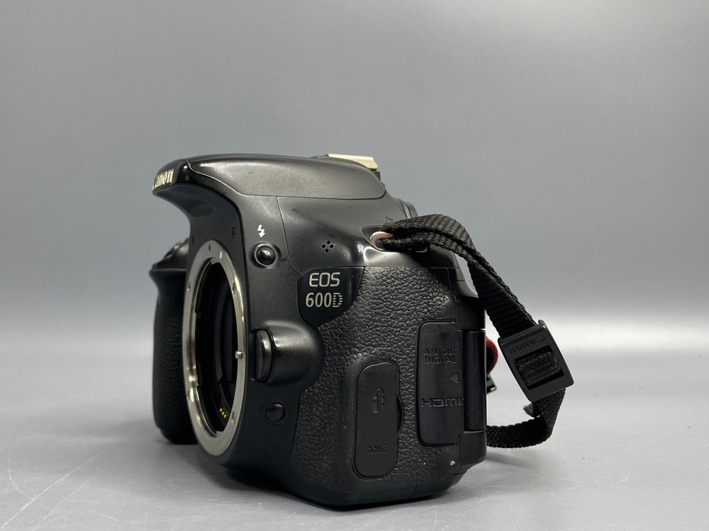 Canon EOS 600D 38.600 кадров