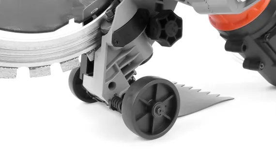 Кольцерез по бетону электрический MESSER 6833 бесщеточный, 4500 Вт, глубина реза 295 мм