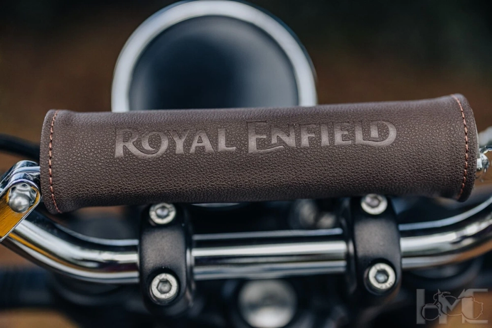 Накладка на руль Royal Enfield, черного/коричневого цвета, арт. 1990538