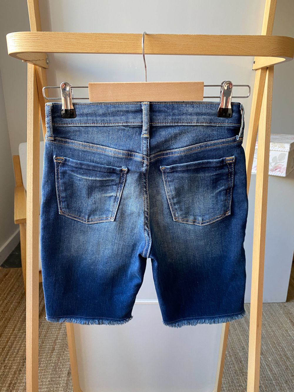 Джинсовые шорты Gap, 140