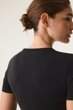 Бесшовный спортивный топ облегающего кроя SoftMove™ - H&M