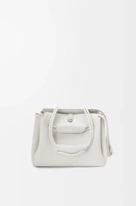Loewe Маленькая сумка Madrid из мягкой зернистой телячьей кожи, белый