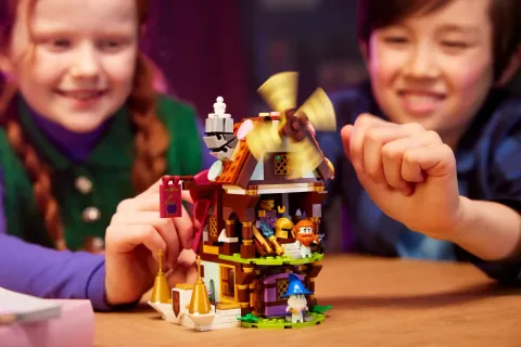 Конструктор LEGO DREAMZzz 40657 Деревня мечты