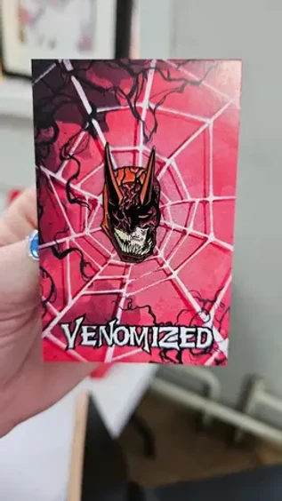 Металлический пин "Daredevil Venomized"