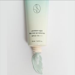 Тон-ап крем для коррекции тона кожи лица Dinsee Premium Vegan Blue Tone Up Sunscreen SPF50+ PA++++, 50 мл