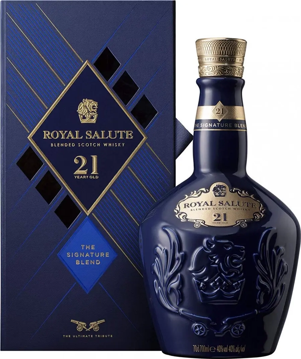 Виски Chivas Royal Salute 0,7 л. В подарочной коробке
