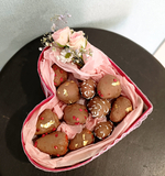 Коробочка сердечко с клубникой в шоколаде