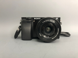 Sony A6000 kit E PZ 16-50mm OSS 690 кадров