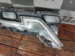 Фара правая LED Kia Carnival 4 (KA4) 20-нв Б/У Оригинал 92102R0000