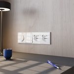 Розетка встраиваемая с заземлением и защитными шторками, 16А, с USB, A+A, (белый глянцевый) Voltum S70 VLS040401