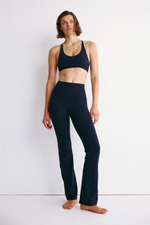 Легинсы клёш для йоги SoftMove™ - H&M
