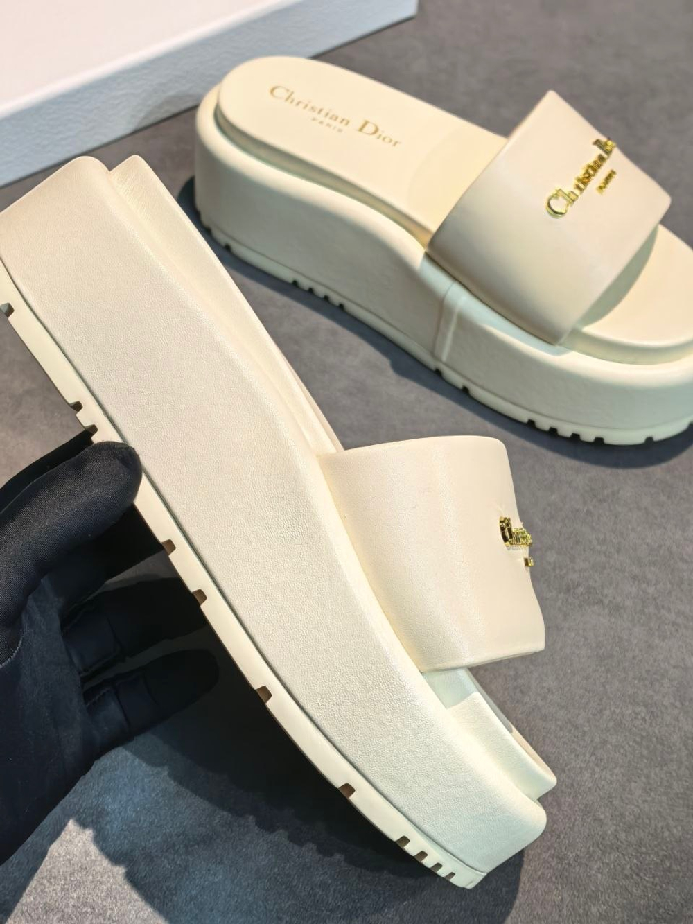 Сабо Christian Dior