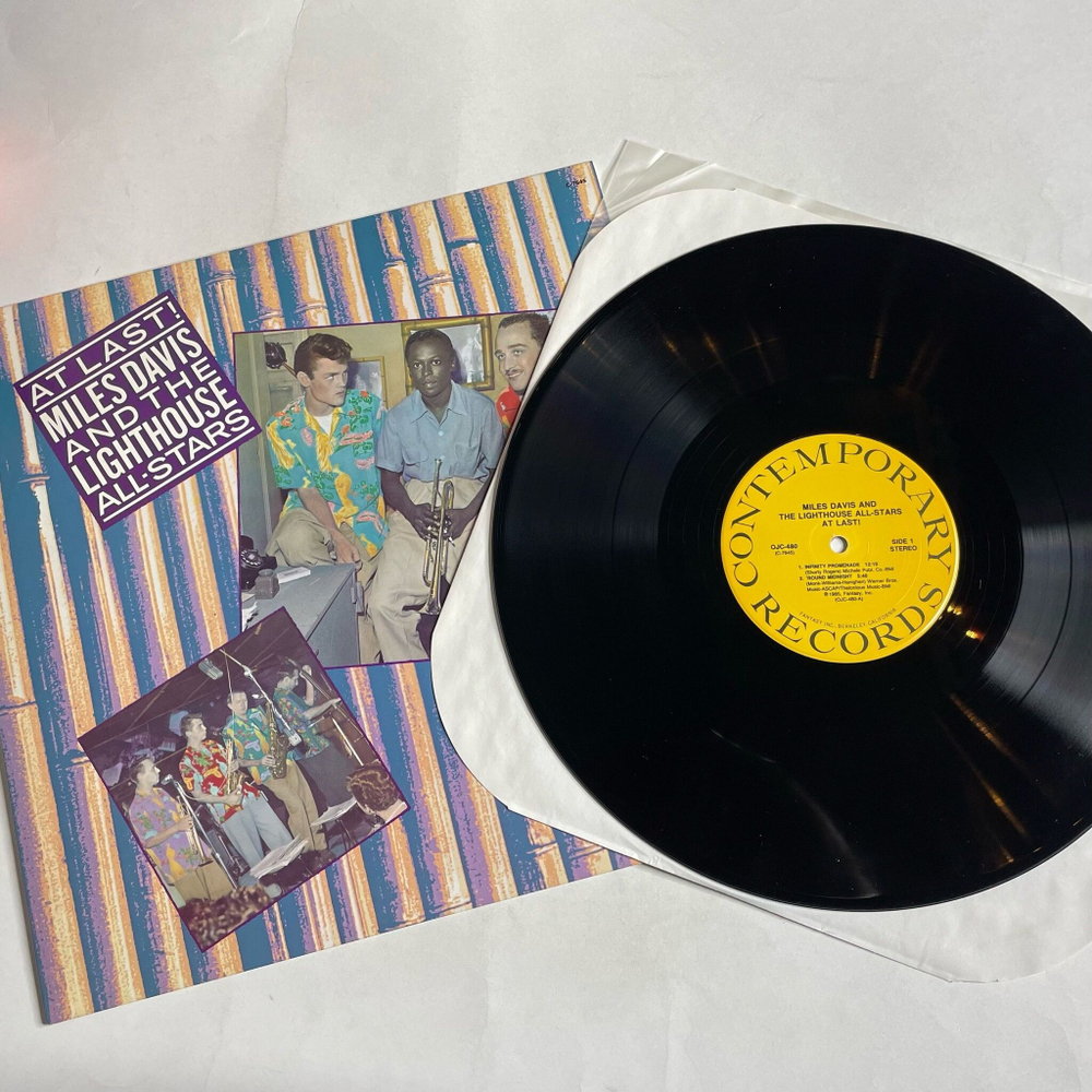 Винтажная виниловая пластинка LP Miles Davis And The Lighthouse All Stars At Last (USA 1990)