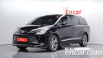 Toyota Sienna 2.5 Hybrid 2WD — 2024