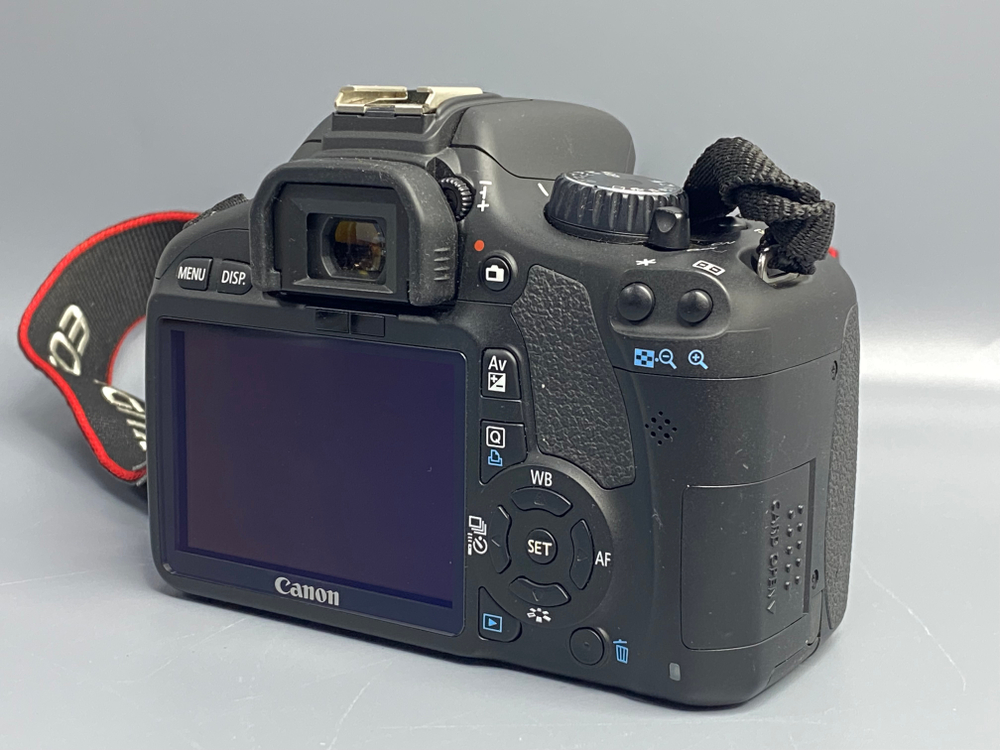 Canon EOS 550D Body