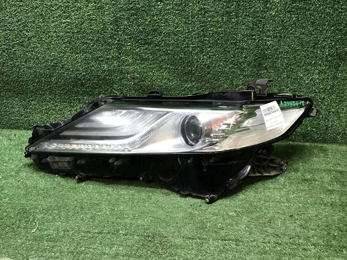 Фара левая Toyota Camry xv70 (2020-н.в.) LED