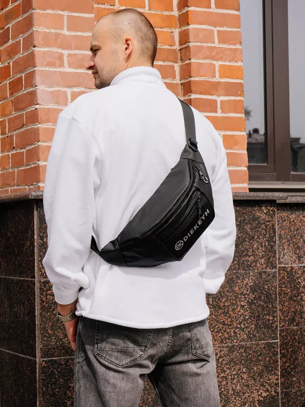 Сумка через плечо cross body бананка поясная