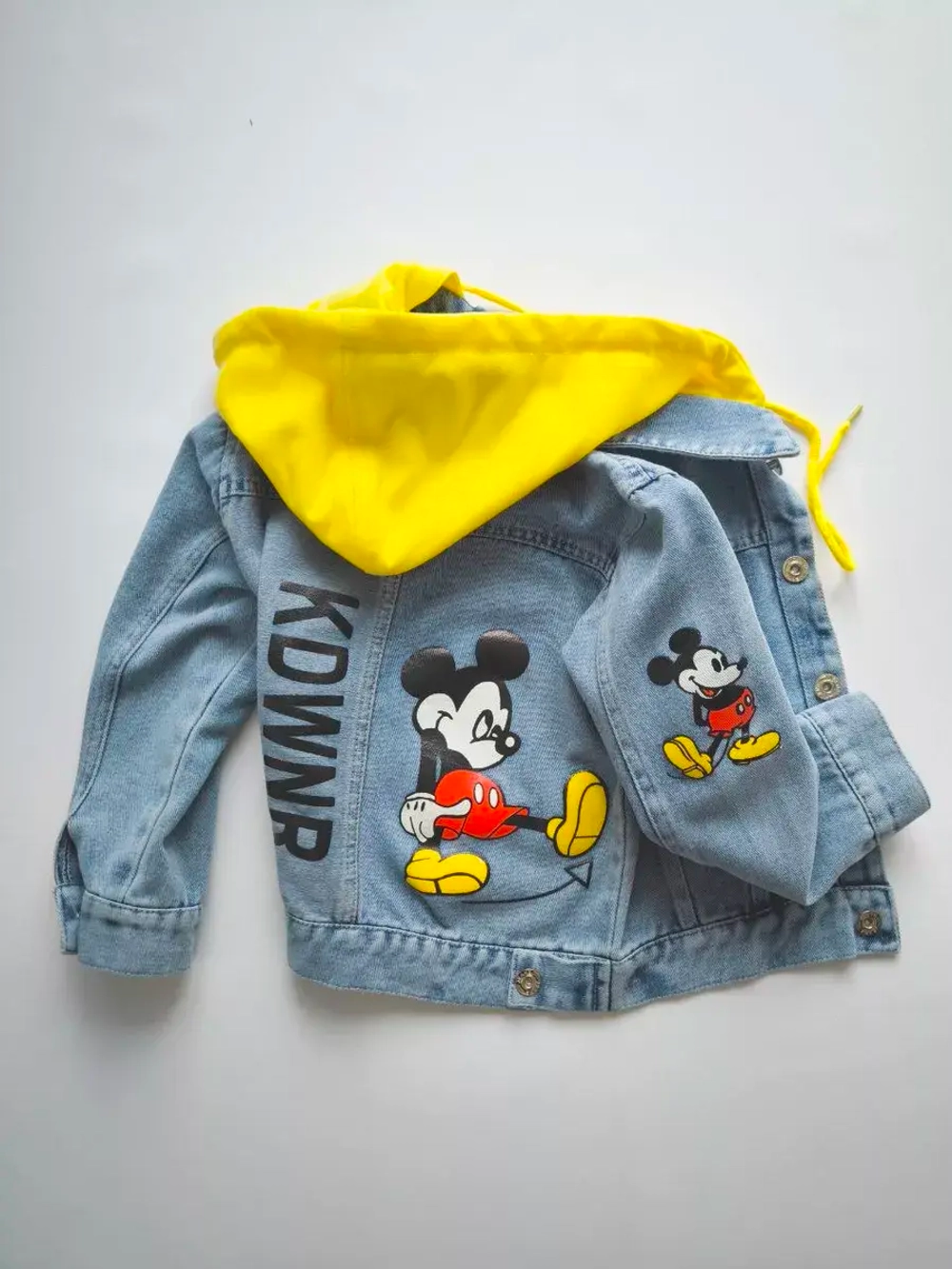 Куртка джинсовая