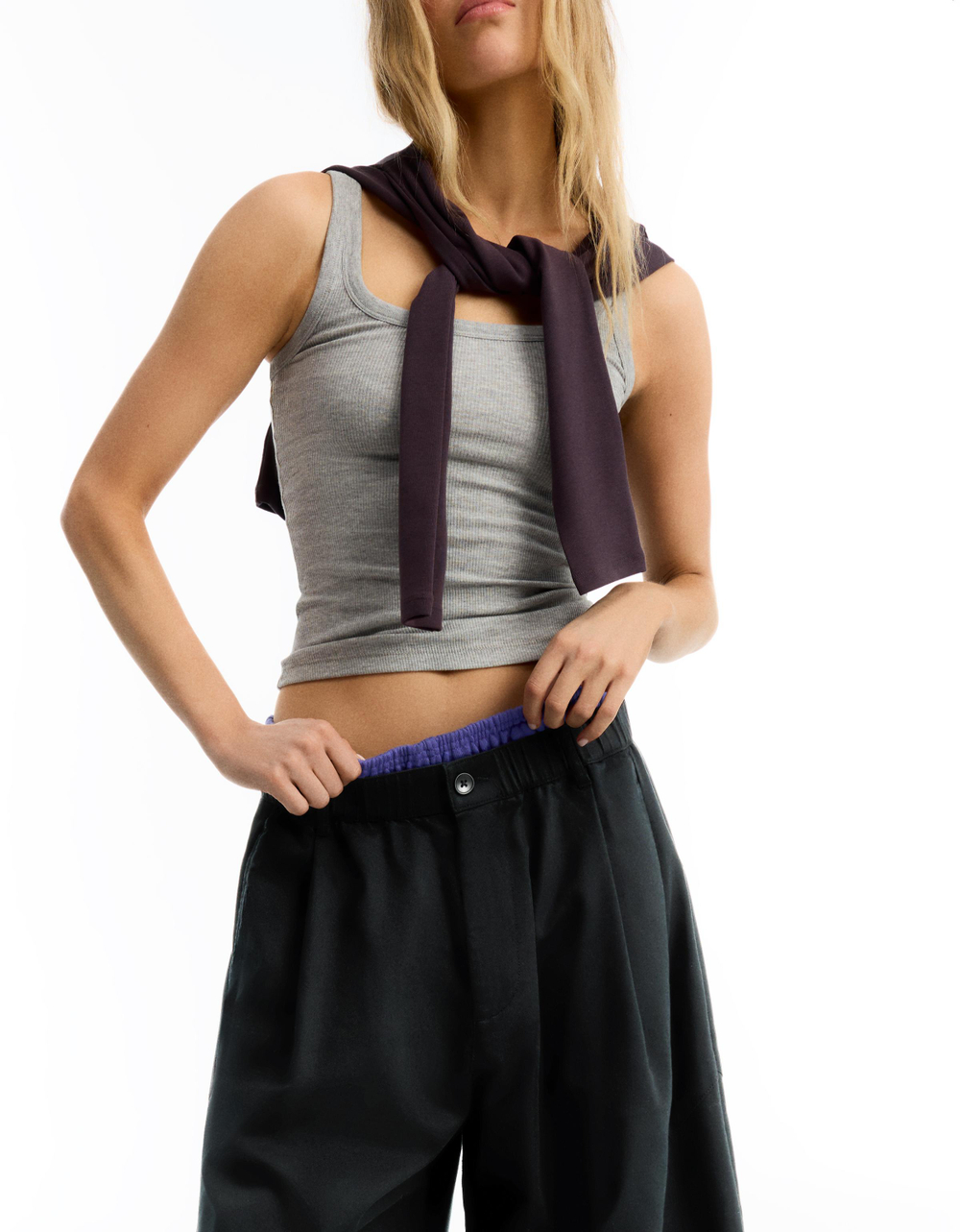 Мужские брюки barrel fit с вытачками - BERSHKA