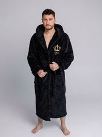 Мужской халат с вышивкой