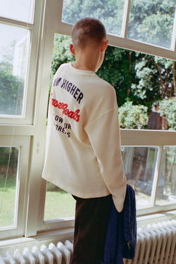 ZARA ЛОНГСЛИВ С ПРИНТОМ, ЖЕЛТОВАТО-БЕЛЫЙ