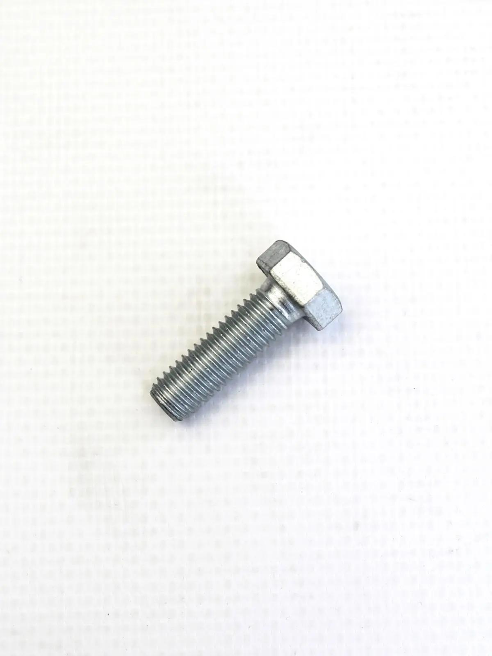 Болт М8*25*1,25 8.8