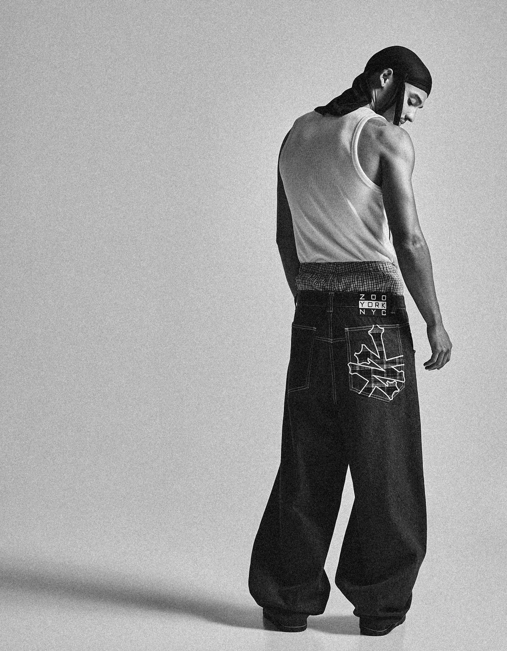 Мужские джинсы ZOO YORK X BERSHKA с нашивкой-логотипом - BERSHKA
