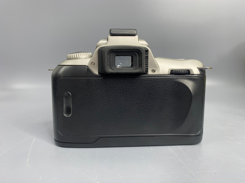 Nikon F55 kit 28-80mm