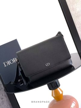 Сумка-мессенджер чёрная от Dior CD Icon Messenger Bag with Flap BP5-005281