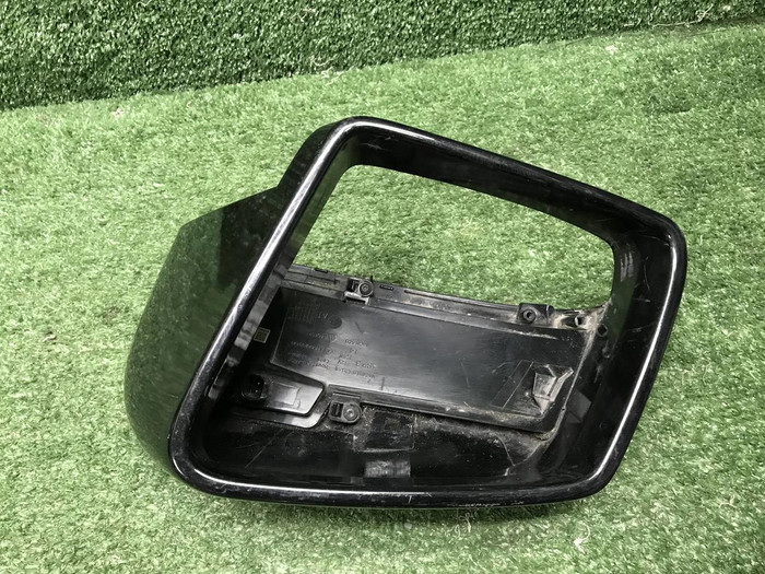 Крышка зеркала левая Mercedes M GLE W166 (11-18)