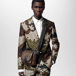 Сумка через плечо Louis Vuitton Quest