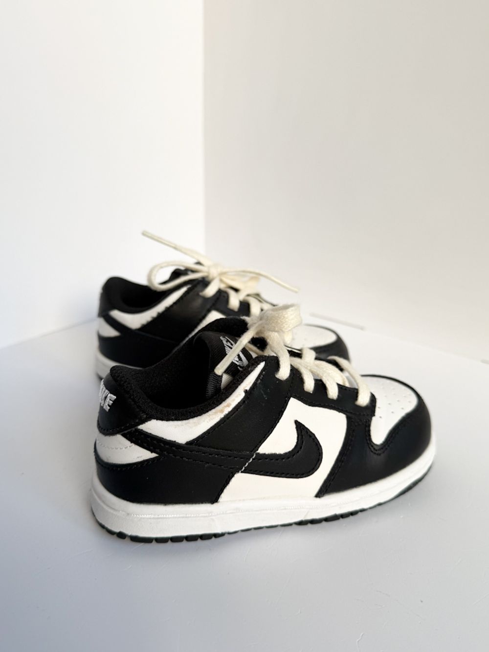 Кроссовки Nike, 25