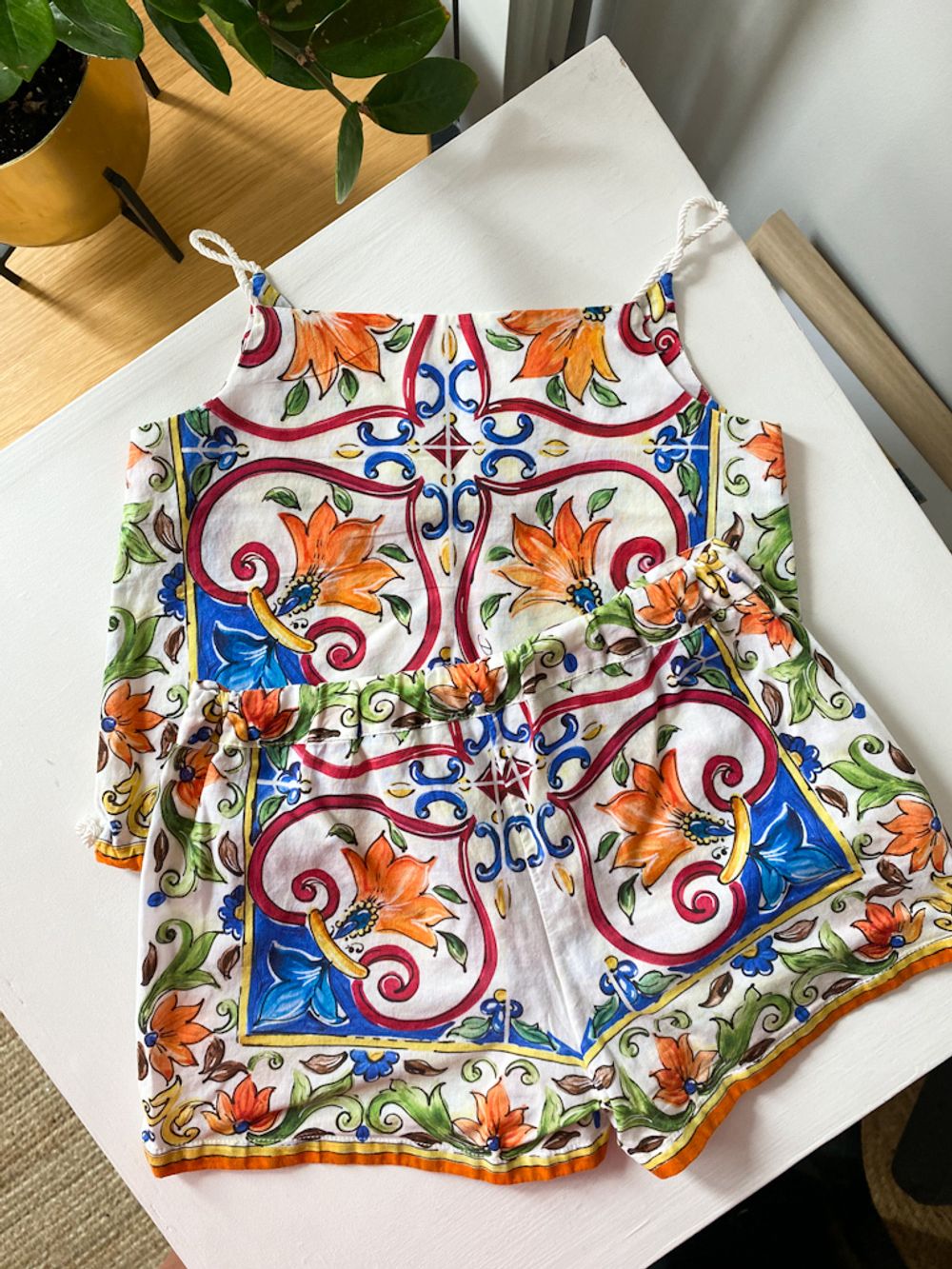 Хлопковый костюм  Dolce&Gabbana, 110