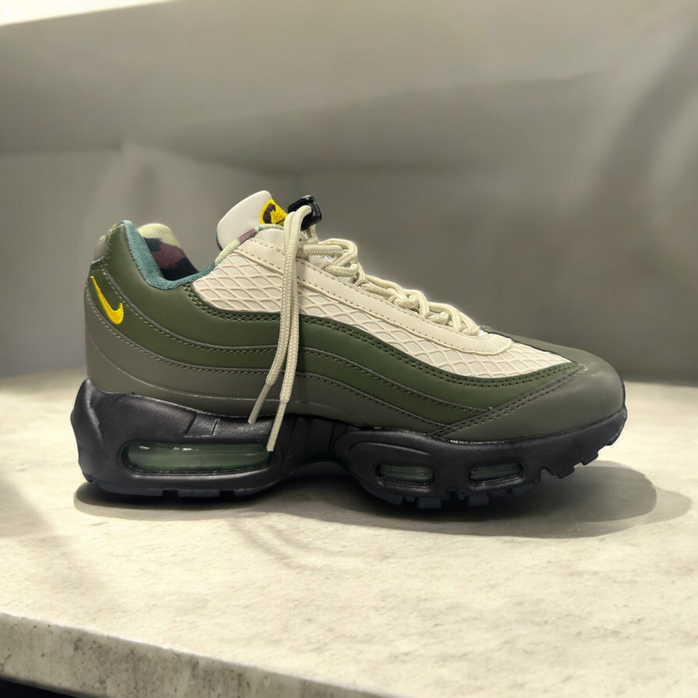 Nike Air Max 95 x Corteiz • Sequoia