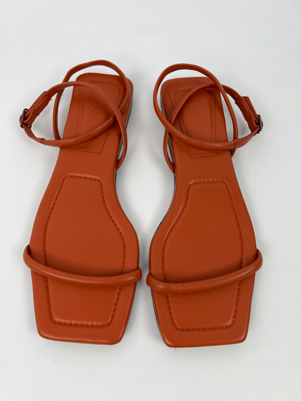 Сандалии Massimo Dutti